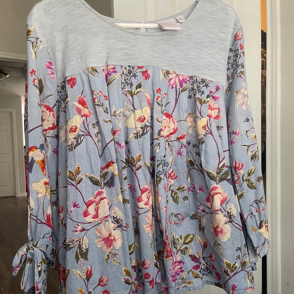 Women blouse